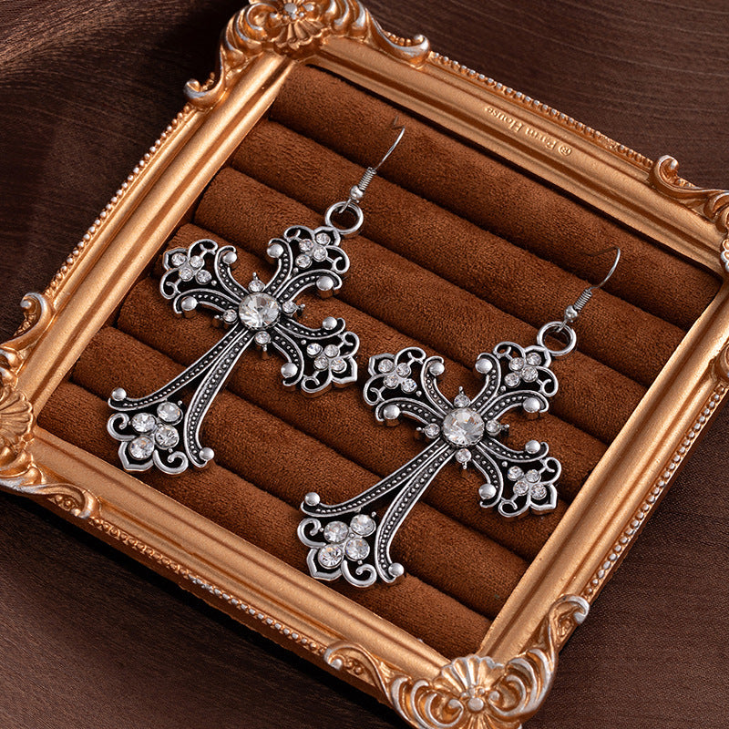 Wholesale Hollow Flower Necklace Diamond Cross Pendant Necklace Sweater Chain